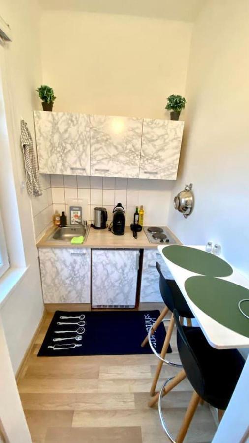 Amazonian Jungle Apartment In Wien Eksteriør billede